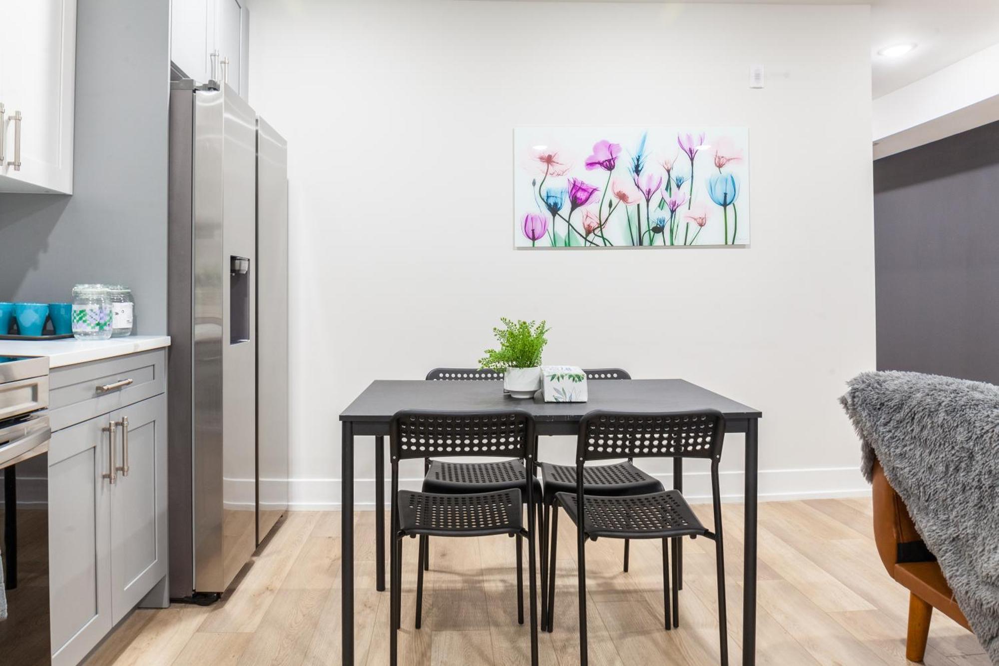 Premier 3br3bath-wd-desk-wifi,sleeps8 *